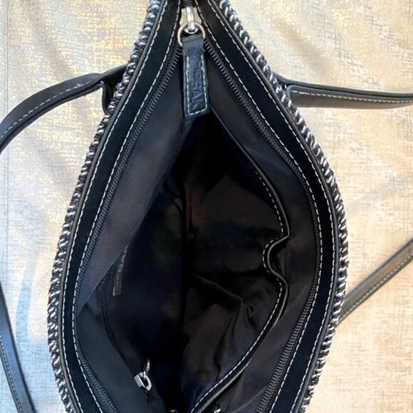 SAK Original Crochet Shoulder Purse/Bag in Black & White. Good Condition - Picture 2 of 14